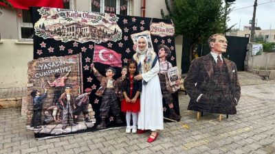 Hatay’da 29 Ekim Cumhuriyet Bayramı etkinlikleri sırasında etkili olan yağışta,