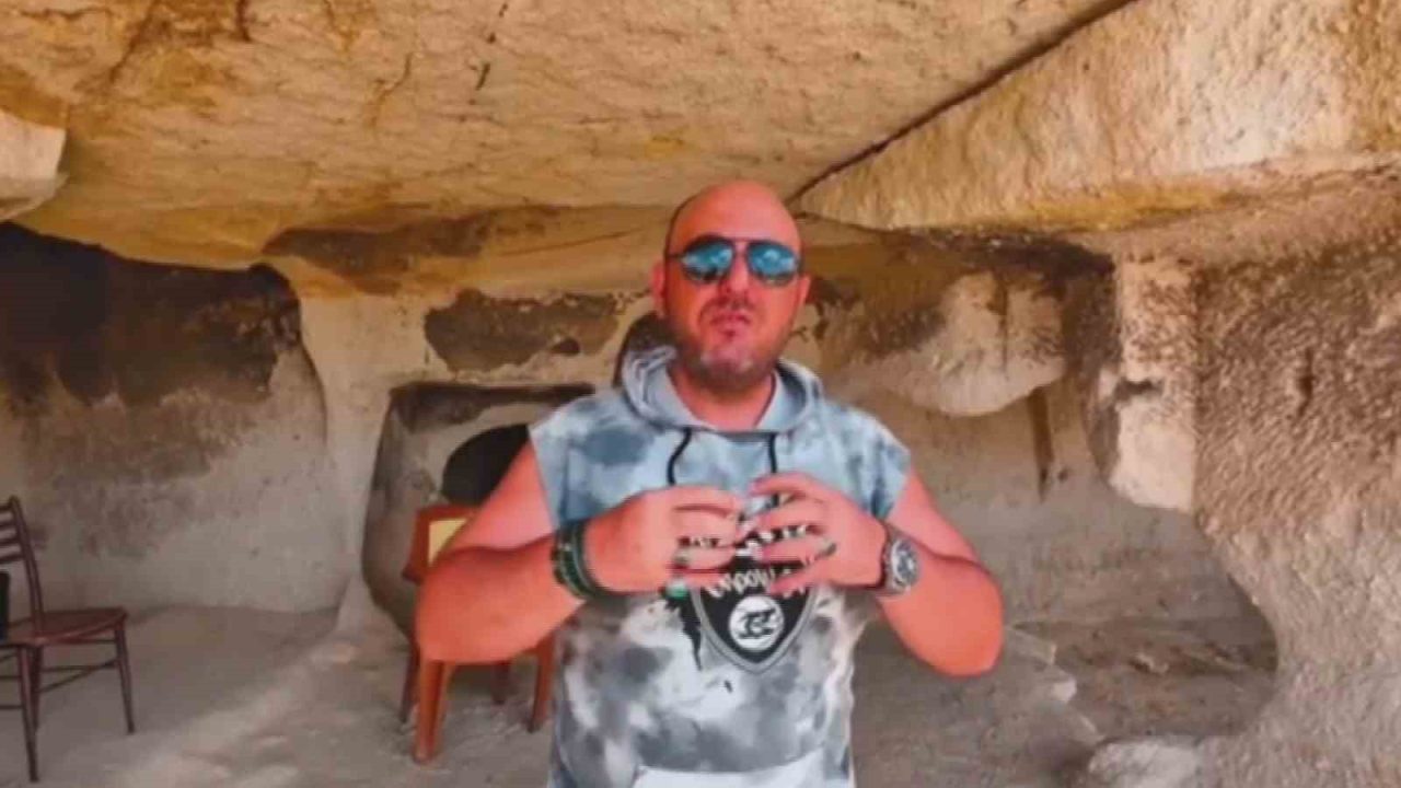Maden Teknolojisi ve Yer Bilimleri Uzmanı Serkan İçelli, Kapadokya bölgesinde