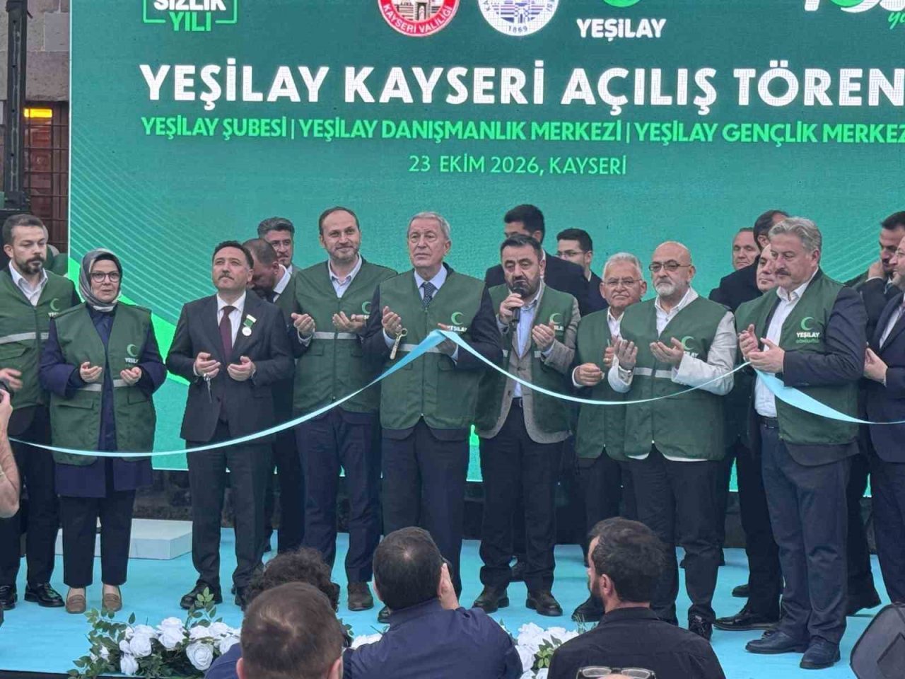 Yeşilay Genel Başkanı Mehmet Dinç, Yeşilay Kayseri Şubesi’nin yeni hizmet