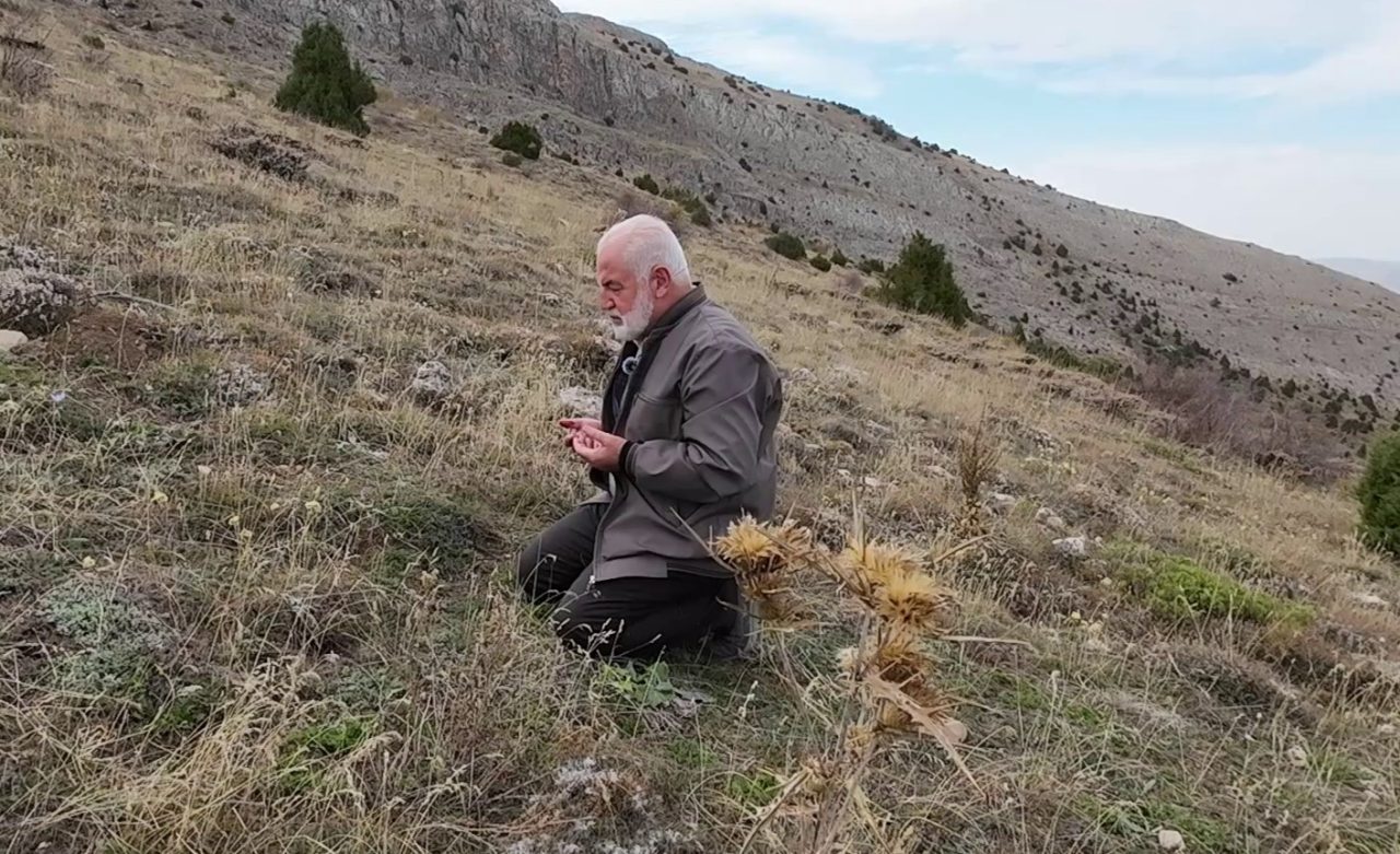 Yozgat’ın Çayıralan ilçesinde yaşayan 68 yaşındaki iş insanı Süleyman Kandemir,