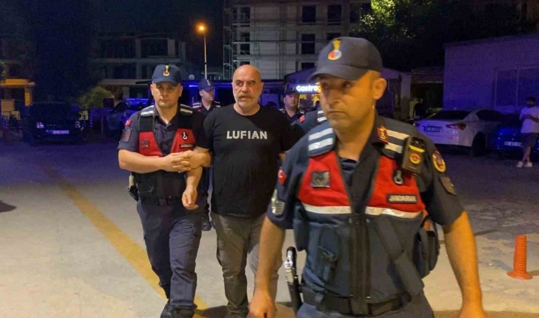 Bursa’nın İnegöl ilçesinde düzenlenen uyuşturucu operasyonunda gözaltına alınan ve çıkarıldığı