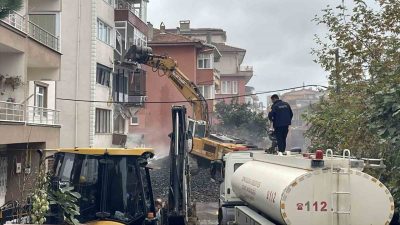 Zonguldak’ta yaklaşık iki ay önce duvarlarında ve taşıyıcı yapının çeşitli