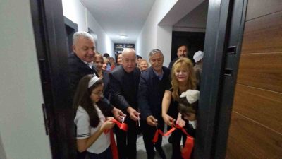 Zonguldak’ta mali müşavir Yasemin Özdemir’in yeni iş yerinin açılışı düzenlenen